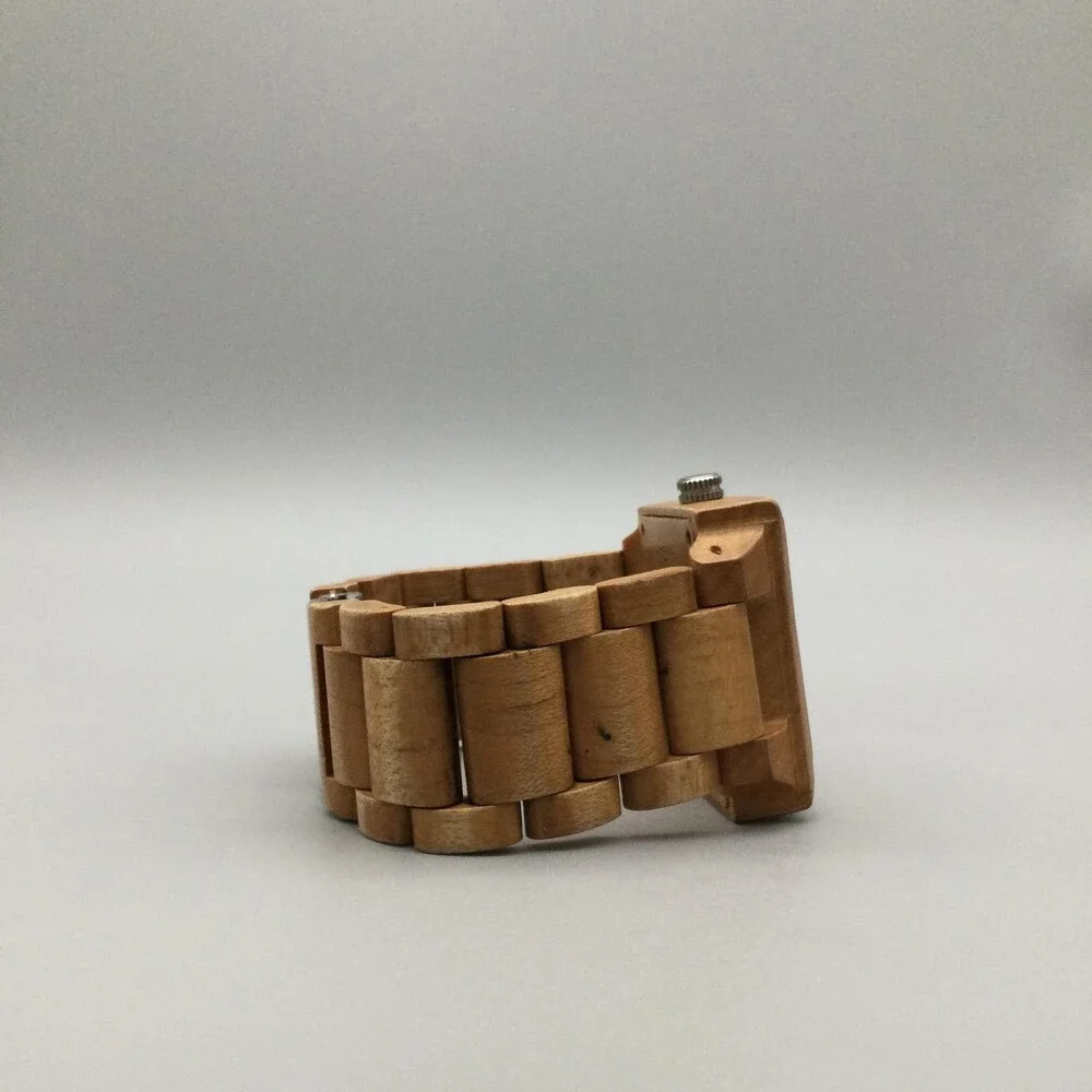 Earth Mens Watch 39mm Beige Wood Square Case Bracelet Date New Battery 6.25